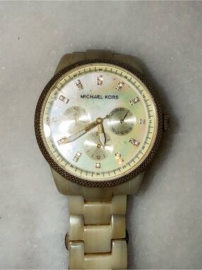 Michael Kors Champagne-Tone Mother-of-Pearl Dial Resin Bracelet Watch